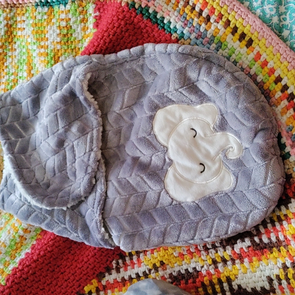 Baby swaddle